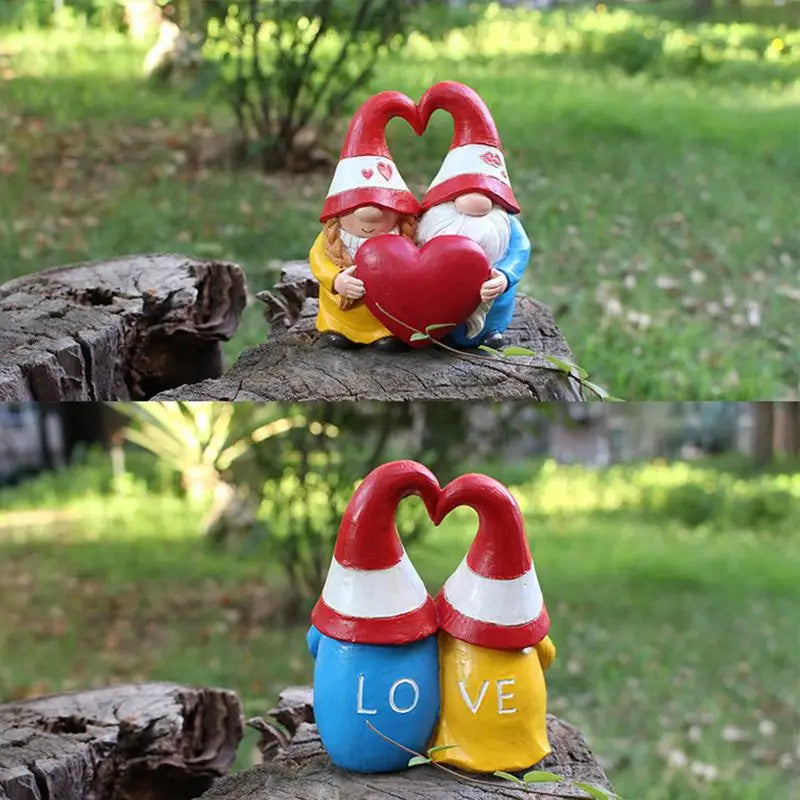 Gnome Couple in Love Collectible Figurine best Friends.